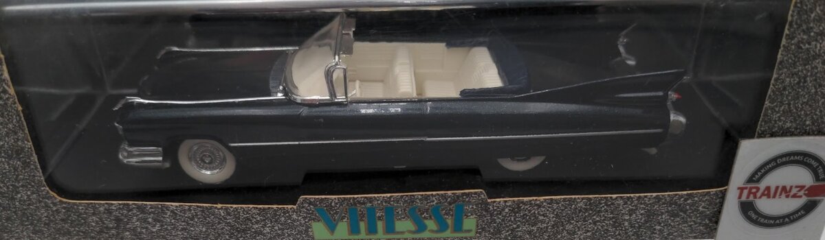 Vitesse 024 1:43 La Collection Black W/White Interior '59 Cadillac Open Car