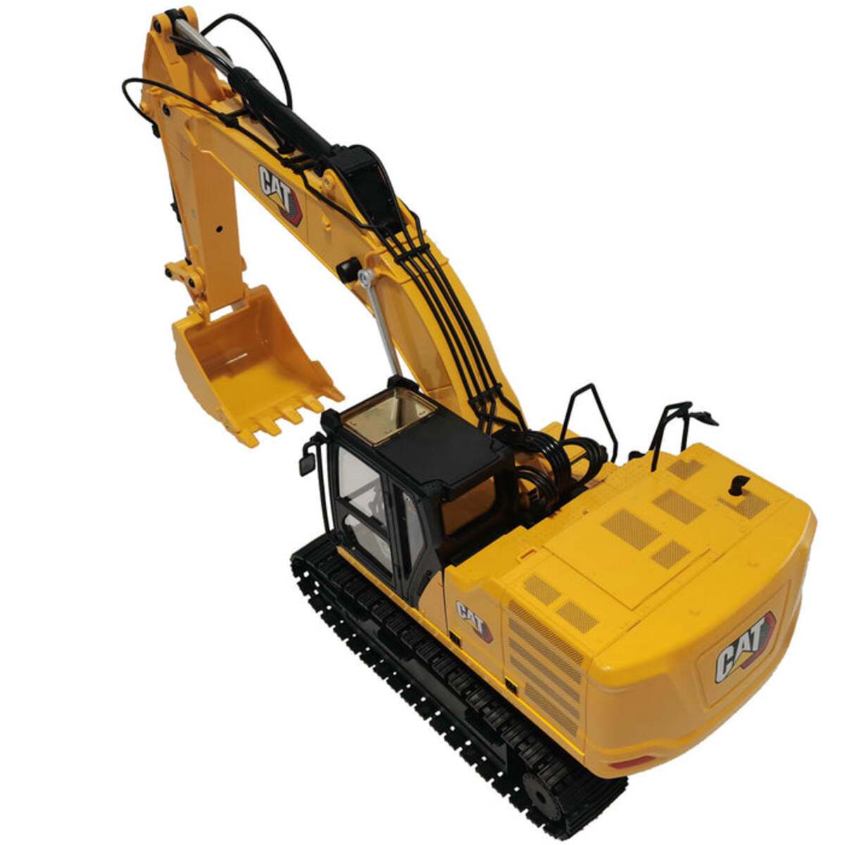 DieCast Masters 28005 1:16 RC Caterpillar 320 Hydraulic Excavator w/Attachments