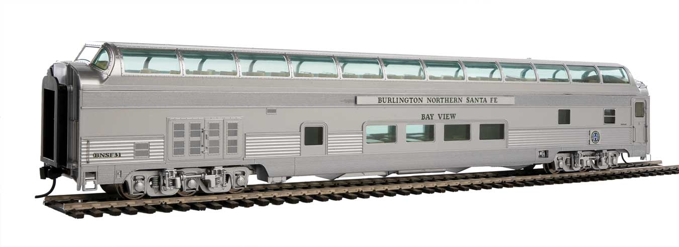 Walthers 920-14502 HO BNSF 85' Budd Big Dome Lighted Bar Lounge Dormitory #31