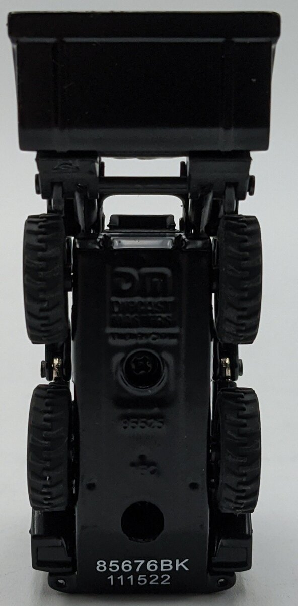 DieCast Masters 85676BK 1:50 Black Caterpillar 242D3 Skid Steer Loader