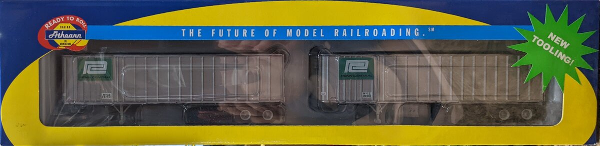 Athearn 70937 HO Scale Penn Central 40' Fruehauf Trailers (Pack of 2)