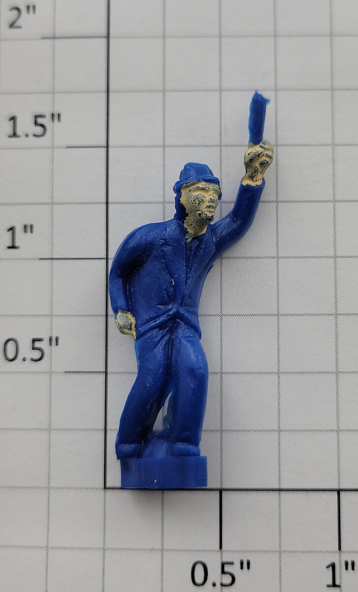 Lionel 3444-32 Painted O Gauge Policeman Figure