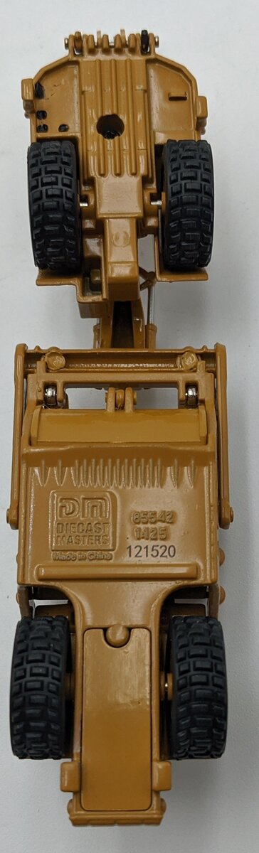 DieCast Masters 85542 1:125 Caterpillar 657G Tractor Scraper