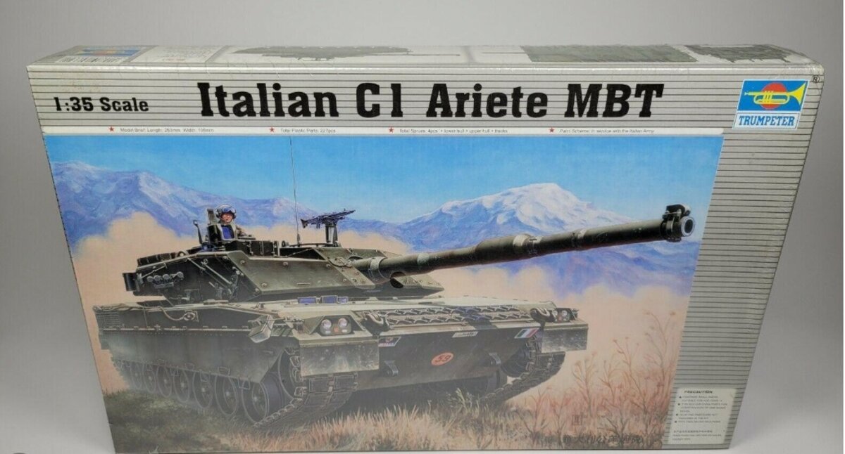 Trumpeter 00332 1:35 Italian C1 Ariete MBT Military Tank Model Kit