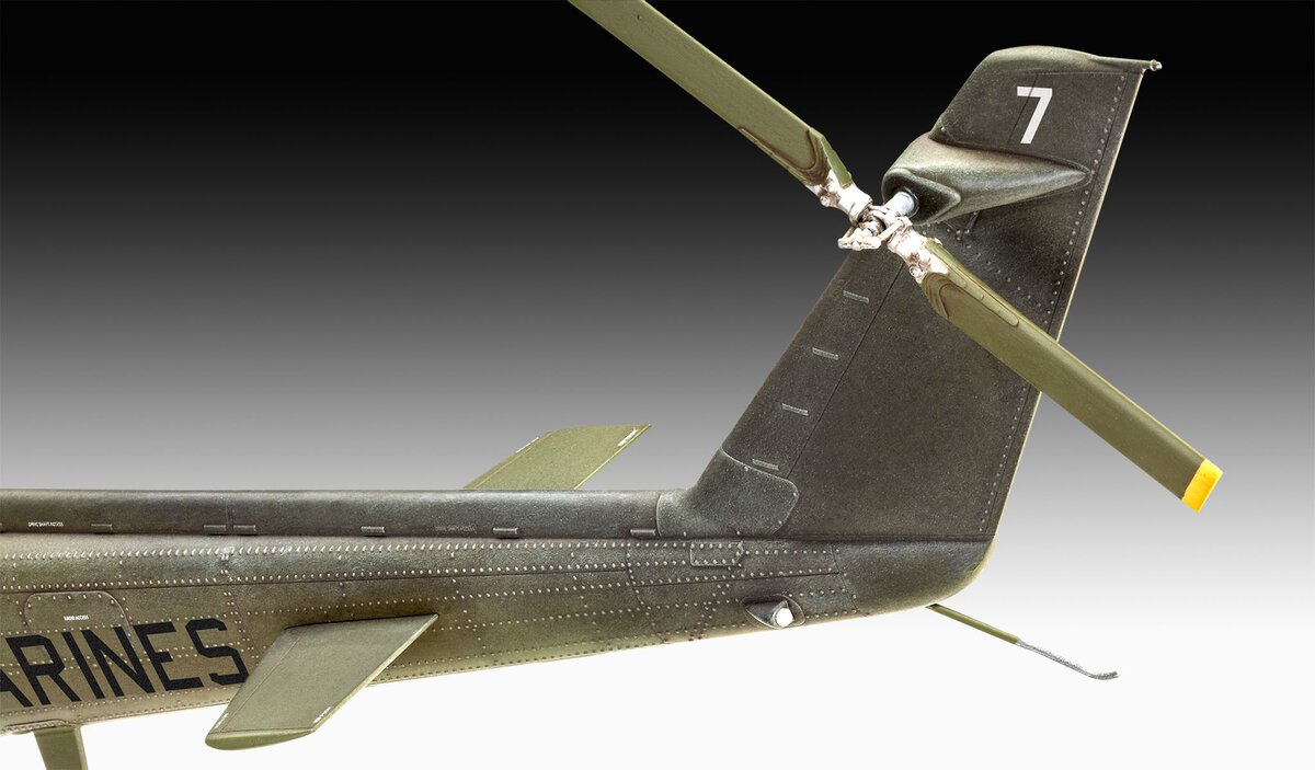 Revell of Germany 03821 1:32 Bell AH-1G Cobra Military Aircraft Helicopter Kit