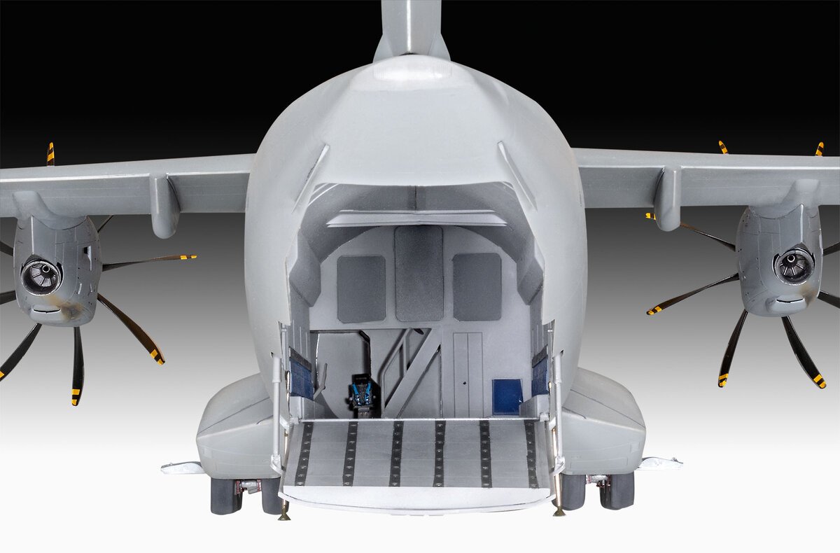 Revell of Germany 03822 1:72 British Legends Airbus A400M Atlas RAF Plane Kit
