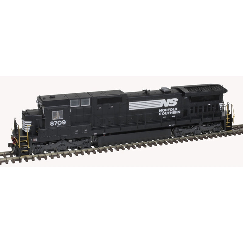 Atlas 10004188 HO Norfolk Southern Dash 8-40C Diesel Locomotive #8709