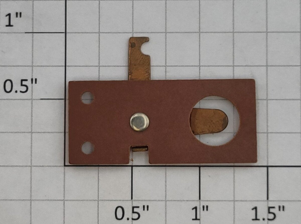 Lionel 2330-13 GG-1 Battery Insulator and Contact Assembly
