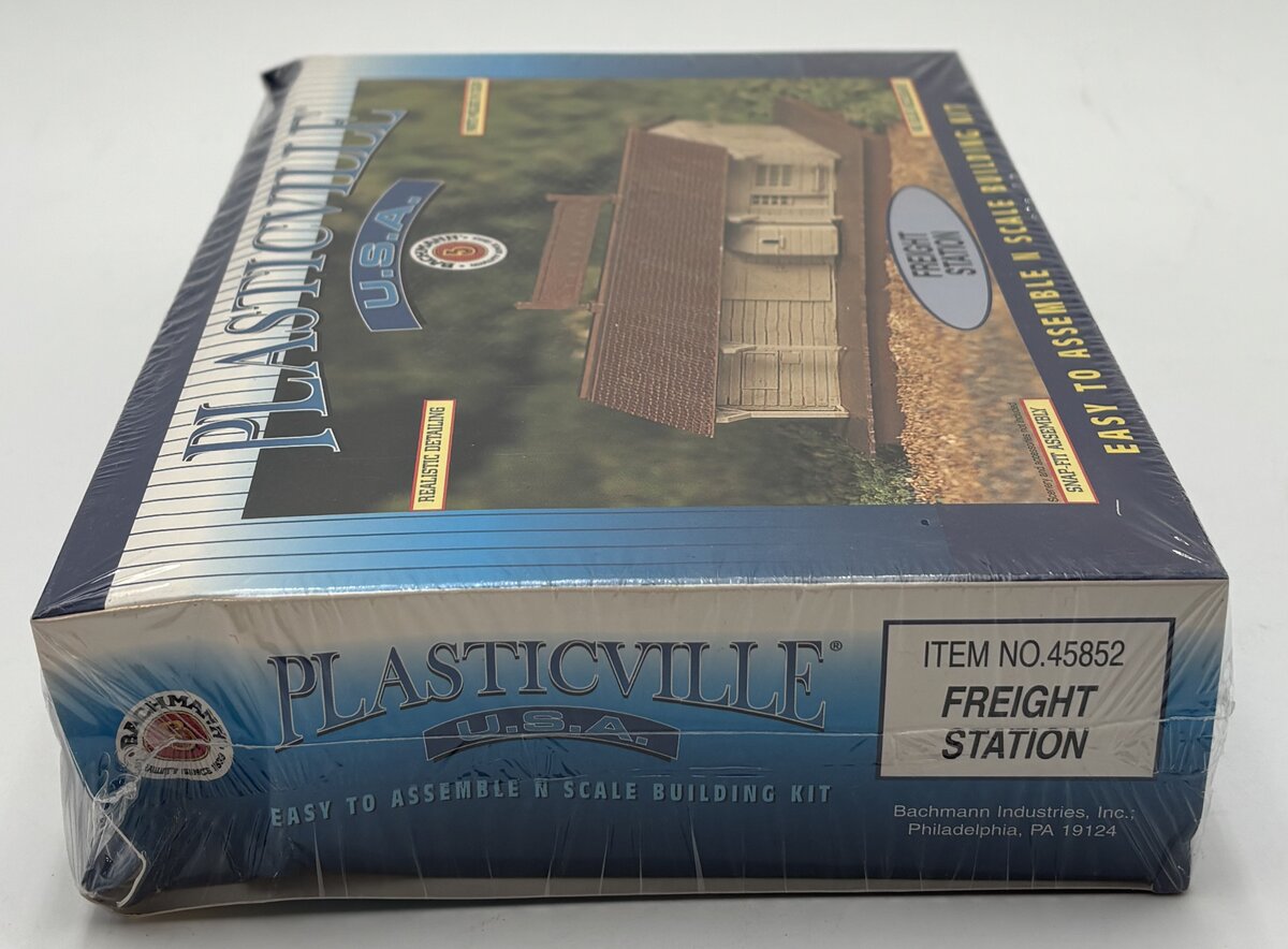 Bachmann 45852 N Scale Plasticville Freight Station Building Kit