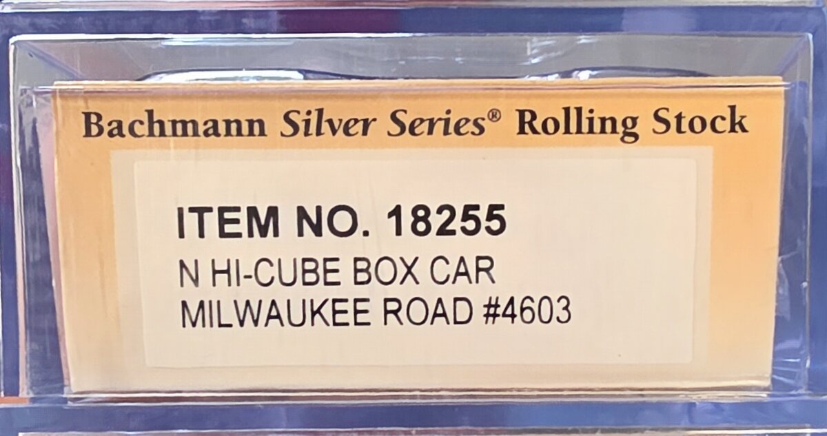 Bachmann 18255 N Milwaukee Road HI-Cube Boxcar #4603