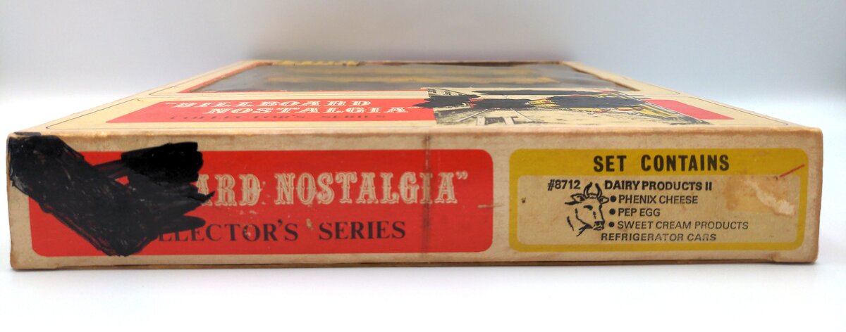 Train Miniature 8712 HO Scale Billboard Nostalgia Reefer Car Kit (Set of 3)