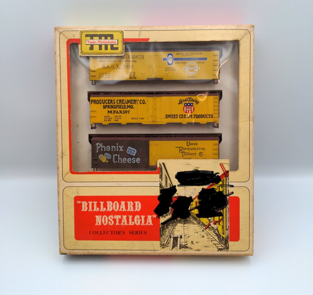 Train Miniature 8712 HO Scale Billboard Nostalgia Reefer Car Kit (Set of 3)