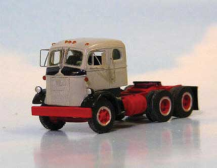 Sylvan Scale Models V-090 HO 1954-57 Mack H63 Tandem Axle Tractor Kit