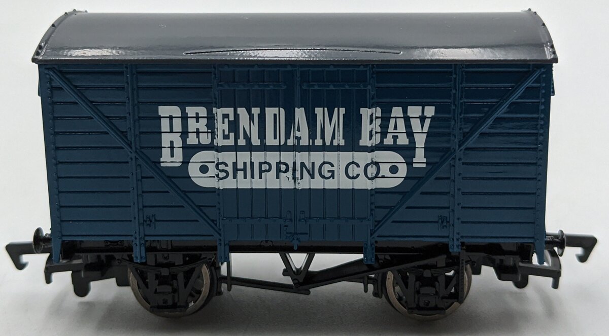 Bachmann 77409 HO Thomas & Friends Brendam Bay Shipping Company Ventilated Van