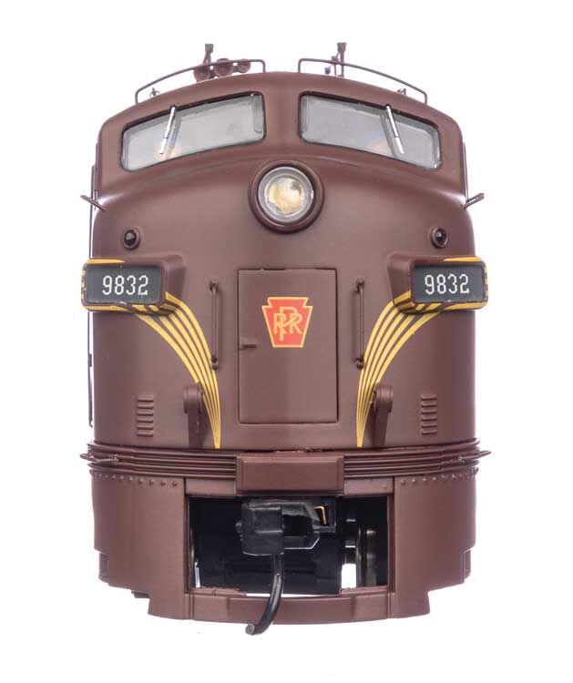Walthers 920-49536 HO PRR EMD FP7 & F7B Diesel Loco - Standard DC #9832A, #9832B