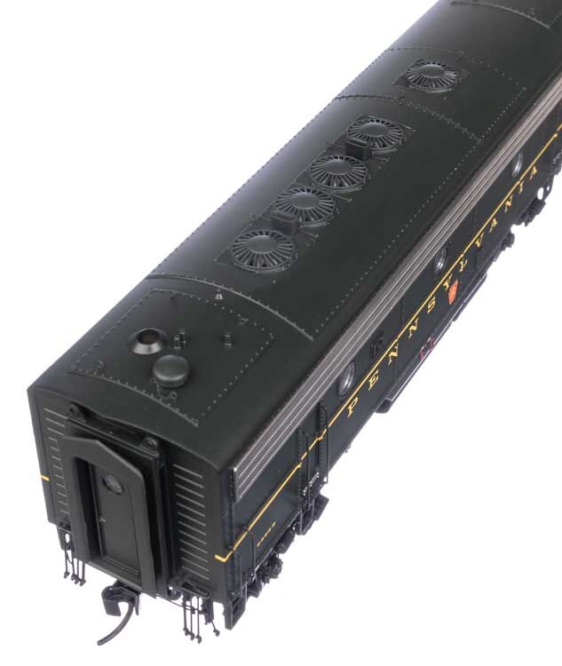 Walthers 920-49538 HO PRR EMD FP7 & F7B Diesel Loco - Standard DC #9858A, #9858B