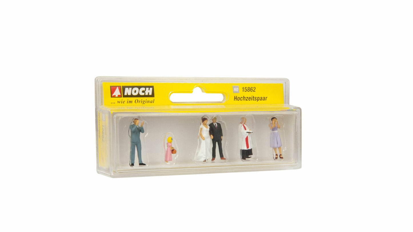 Noch 15862 HO Bride and Groom Plastic Figures (Set of 6)