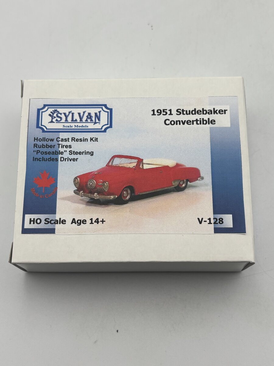 Sylvan Models V-128 HO Undecorated 1951 Studebaker Convertible Car Resin Kit
