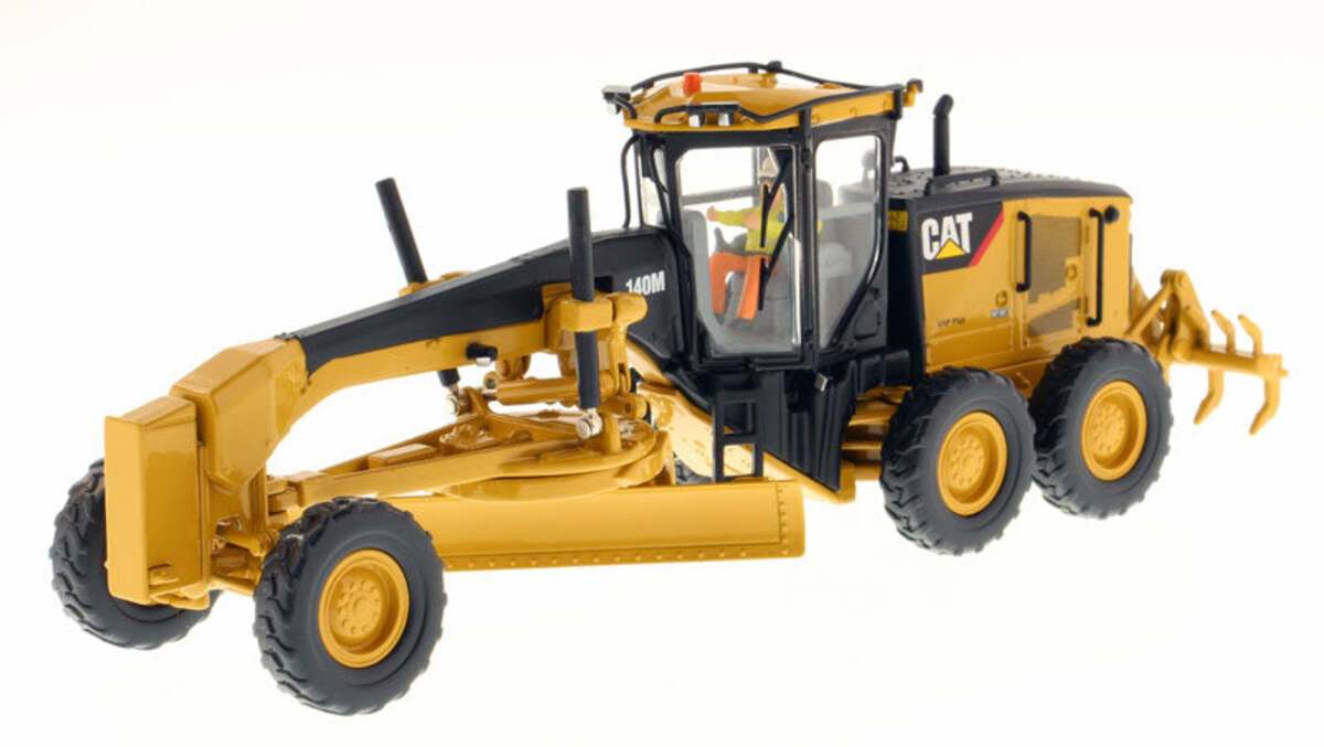 DieCast Masters 85236C 1:50 Caterpillar 140M Core Classics Series Motor Grader