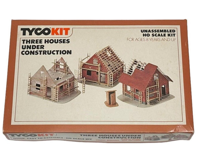 Tyco 7766 HO Three Houses Under Construction Kit