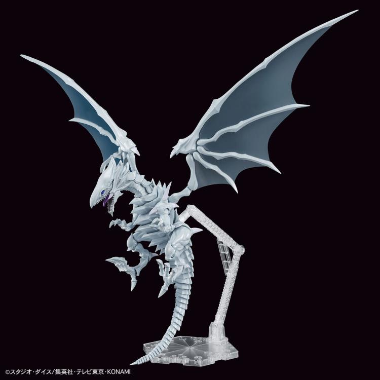 Bandai 2669312 Figure-rise Standard Amplified Blue-Eyes White Dragon Model Kit