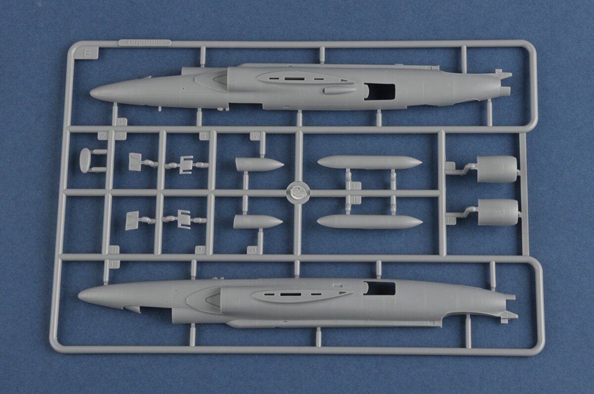 Hobby Boss 87271 1:72 Lockheed U-2C Dragon Lady Jet Military Aircraft Plane Kit