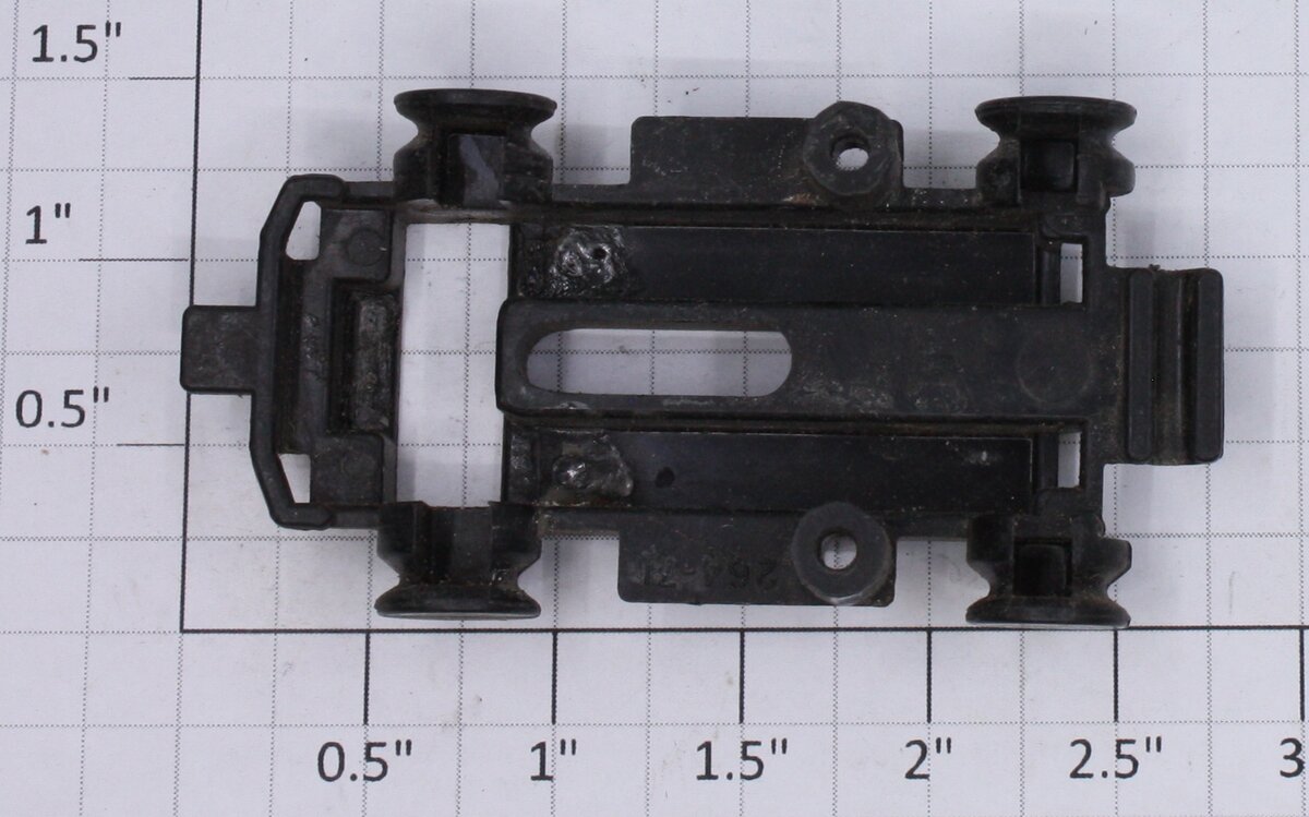 Lionel 264-71 Incomplete Forklift Chassis No Magnet, No Traction Tires