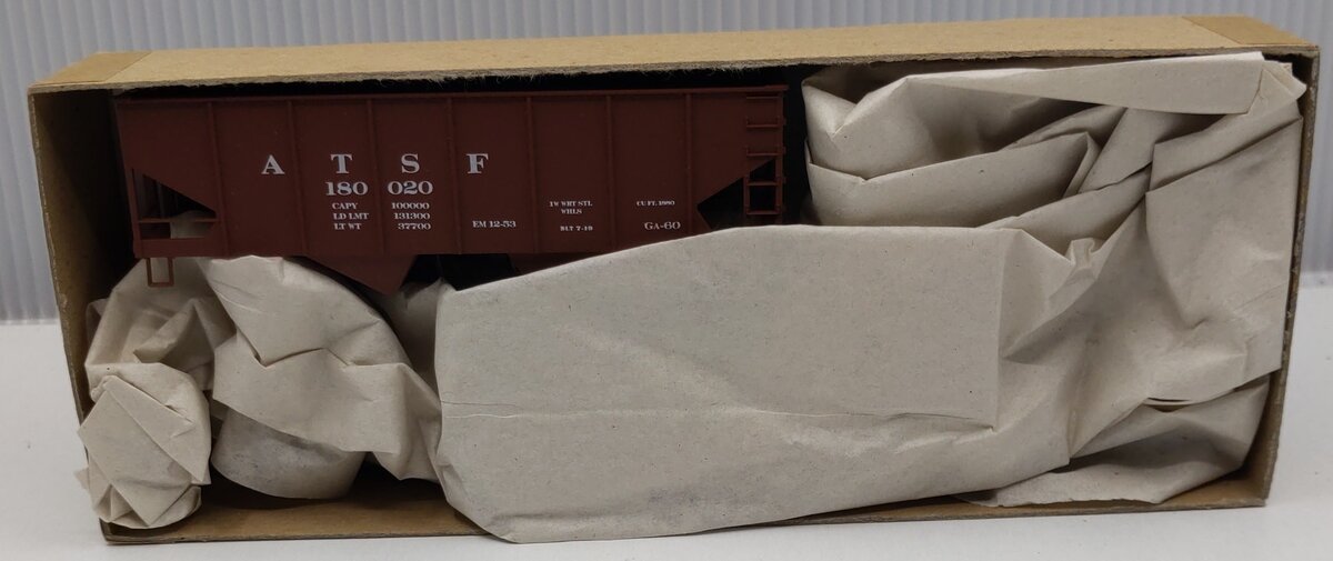 Accurail 2651 HO Scale Atchison Topeka and Santa Fe USRA 55-Ton Hopper: #180020