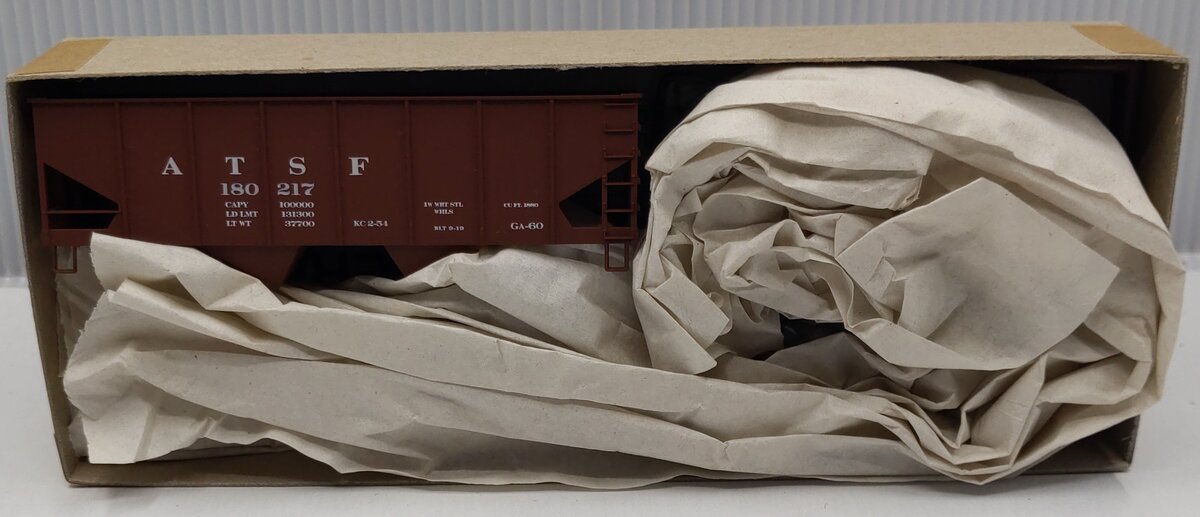 Accurail 2651 Atchison Topeka and Santa Fe USRA 55-Ton Hopper Kit (Pack of 12)