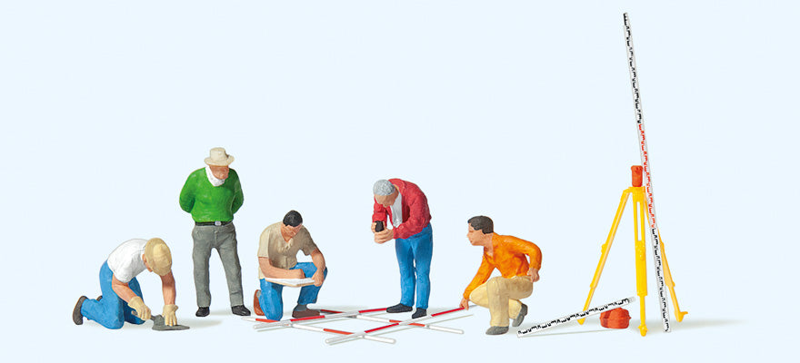 Preiser 10805 HO Archeologists Figures with Tools (Set of 5)