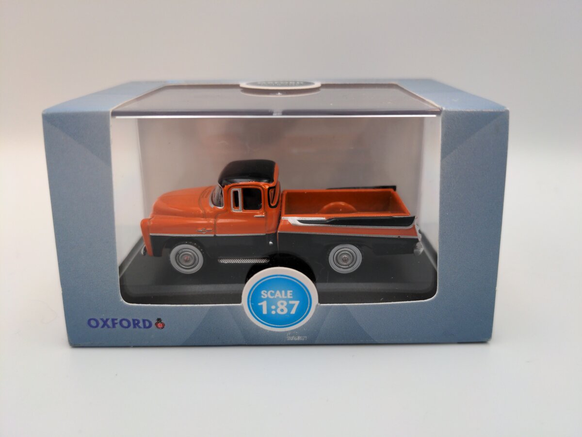 Oxford Diecast 87DP57004 HO Orange and Jewel Black 1957 Dodge D100 Pick Up Truck