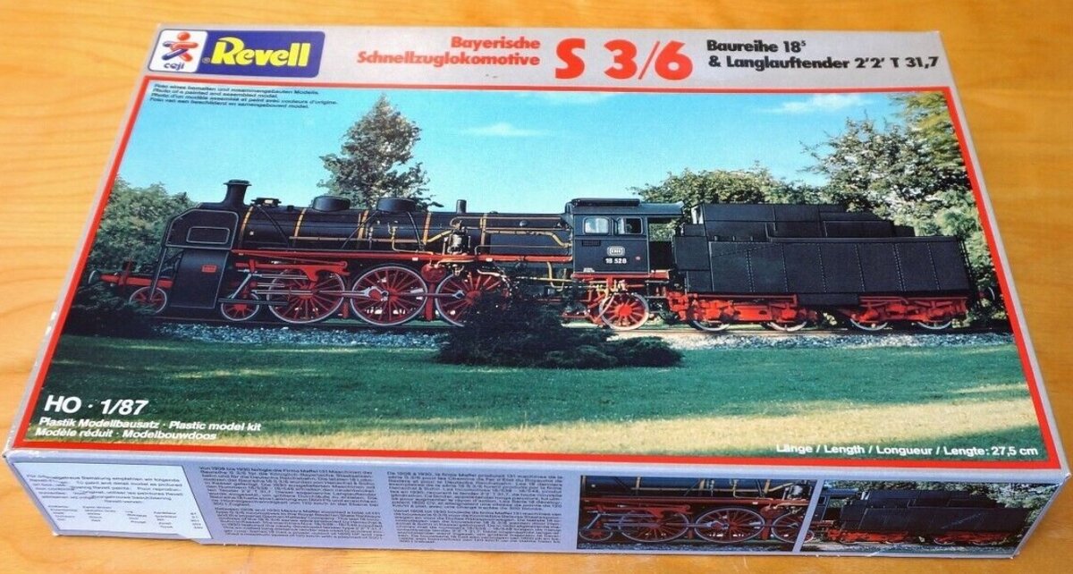 Revel 2168 1:87 Bayerische Schnellzuglokomotive S 3/6 Plastic Model Kit