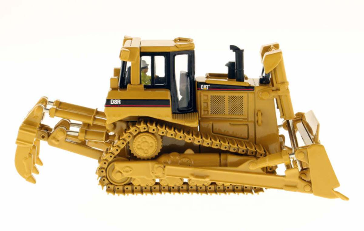 DieCast Masters 85099C 1:50 Cat D8R Track-Type Tractor Diecast Model