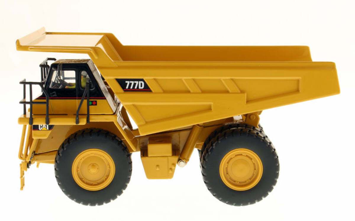 DieCast Masters 85104C 1:50 Cat 777D Off-Highway Truck Diecast Model