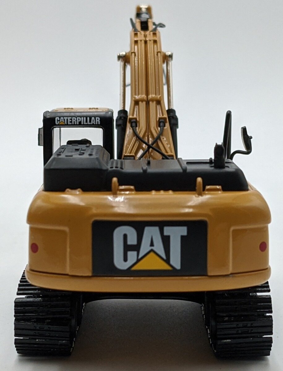 DieCast Masters 85199C 1:50 Cat 330D L Hydraulic Excavator