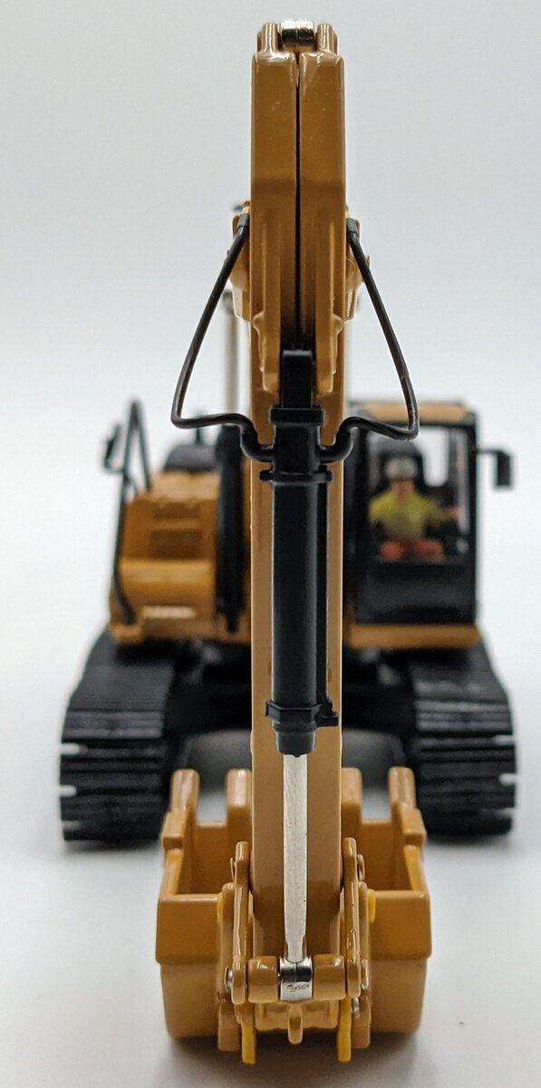 DieCast Masters 85199C 1:50 Cat 330D L Hydraulic Excavator