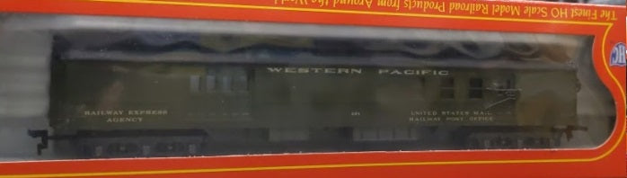 IHC 2427 HO Western Pacific Heavyweight Baggage U.S. Mail Post Office Car #201