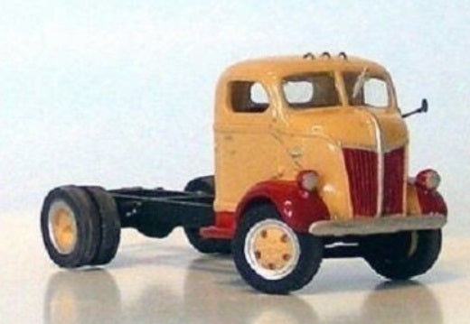 Sylvan Scale Models V-086 HO 1941-47 Ford Cab Over Engine Cab & Chassis Kit