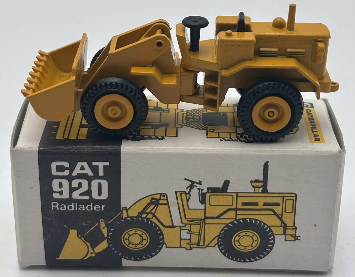 Caterpillar 112 1:87 CAT 920 Loader