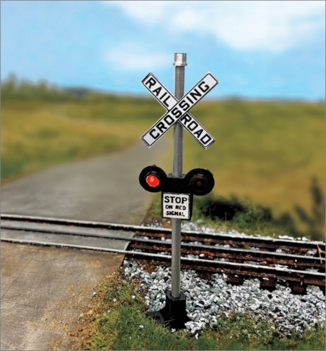 Dwarvin DVFLRRX101 HO Scale Fiber-Lit Railroad Crossing (Single)