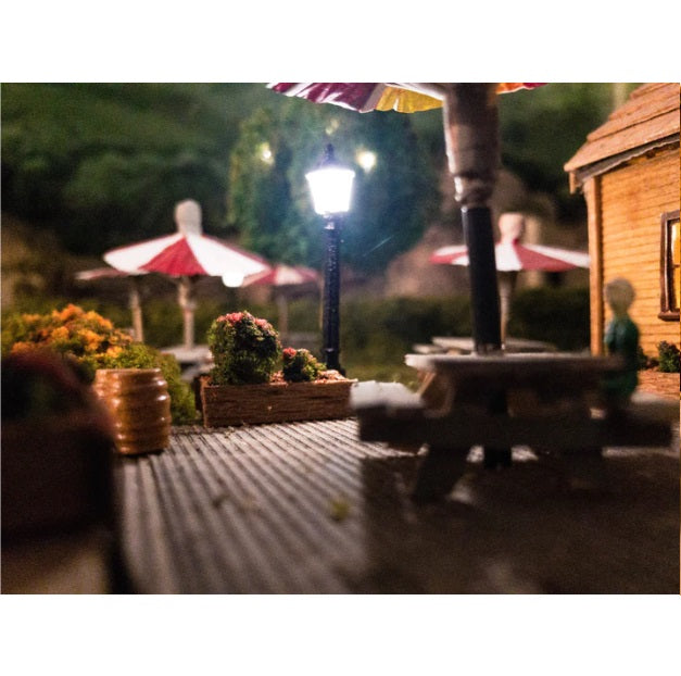 Dwarvin DVSL102BL HO Black Fiber-Lit Carriage Lamps (Pack of 3)