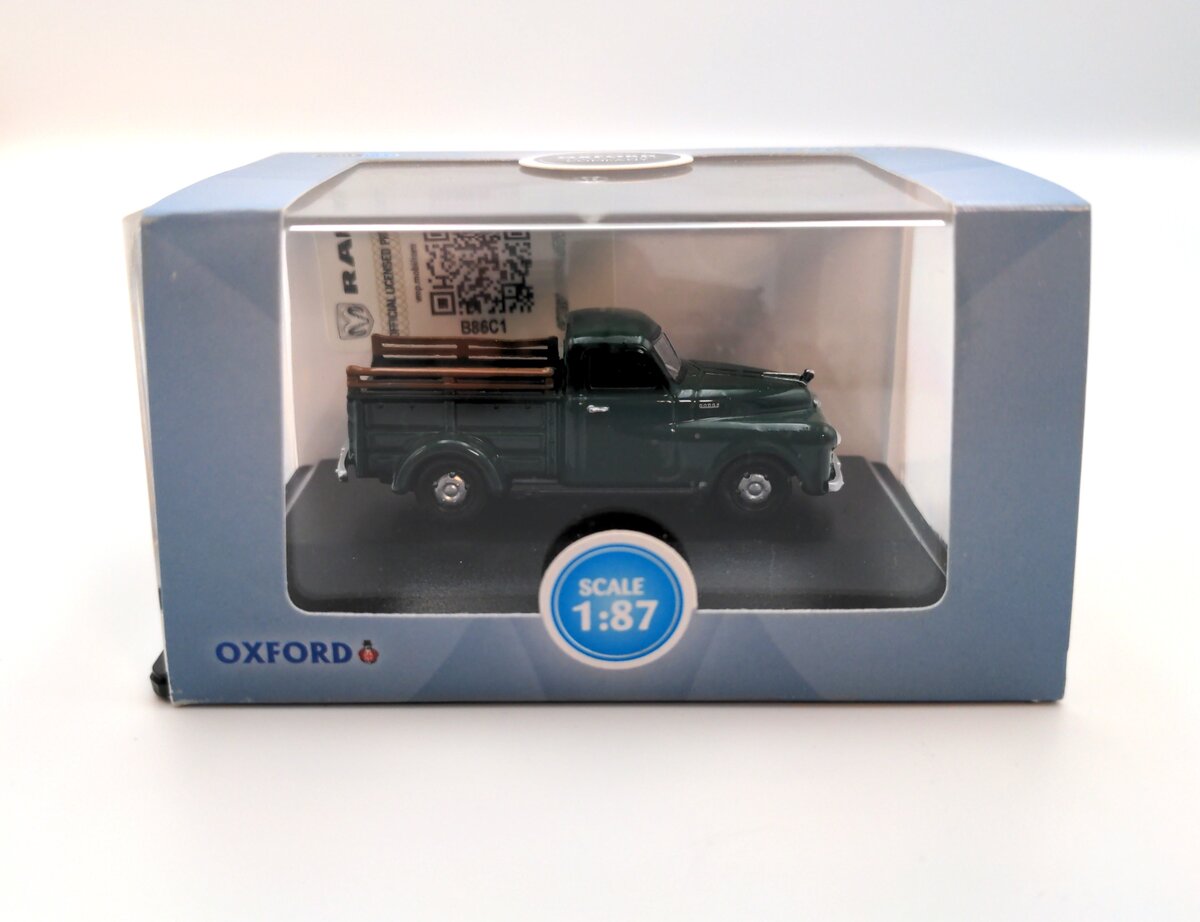 Oxford Diecast 87DP48002 HO Dark Green 1948 Dodge B-1B Pick Up Truck