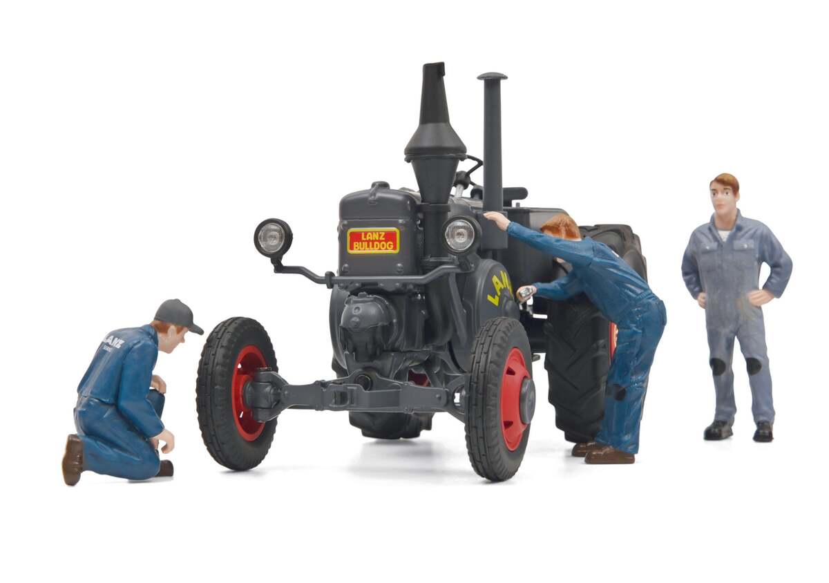 Schuco 450785900 1:32 Lanz Bulldog Tractor with VW T1 Service Van & Figure Set