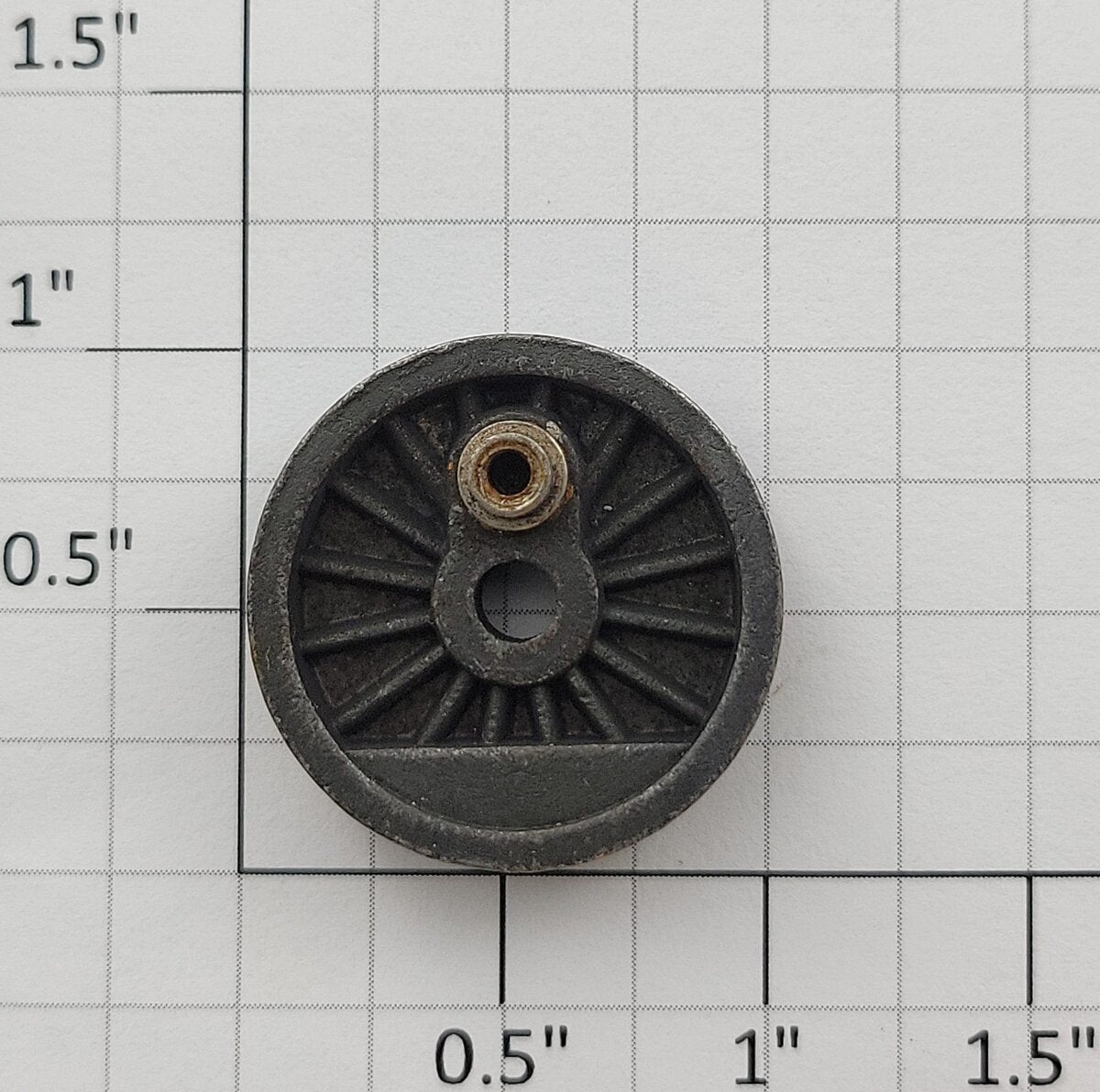 Lionel 681-23 Turbine Center Wheel with Raised Counterweight