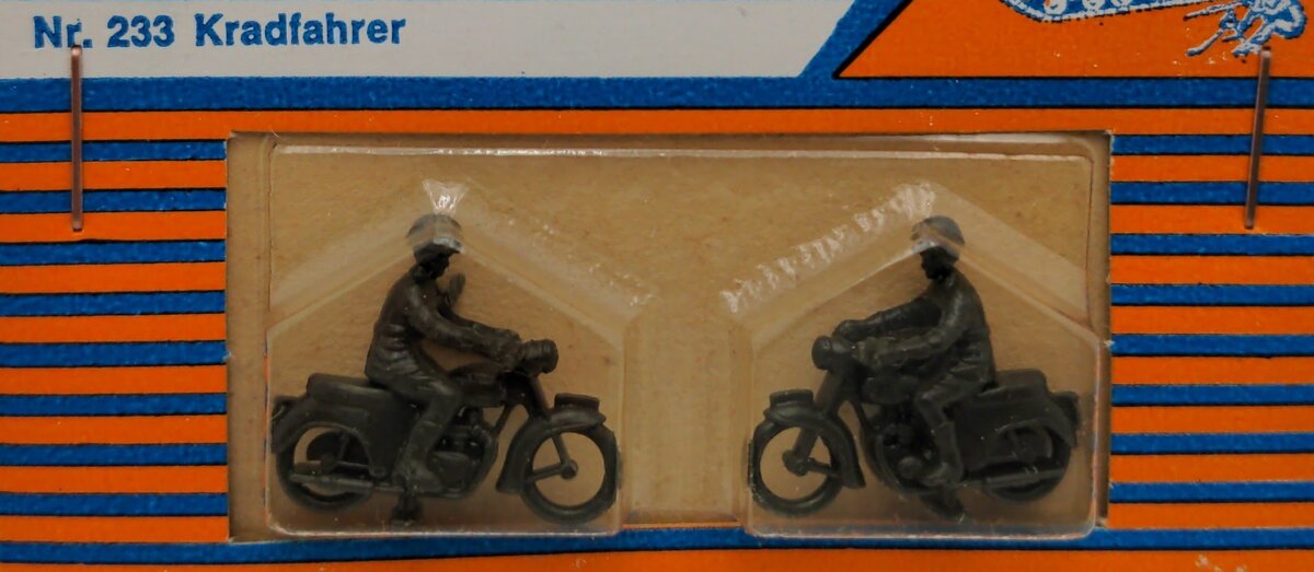Roco Z-233.29 HO Scale Minitanks Motorcycles Plastic Figures (Pack of 2)
