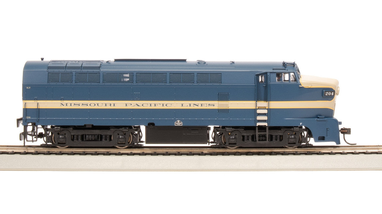 Broadway Limited 7706 HO MP RF-16 Sharknose A/B Diesel Locomotive #204/204B