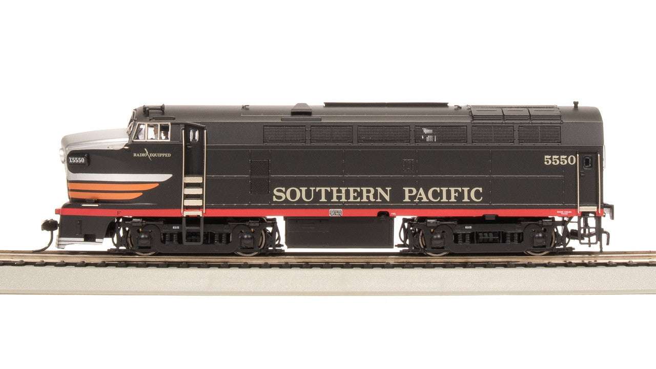 Broadway Limited 7708 HO SP RF-16 Sharknose A/B Diesel Locomotive #5550/5570