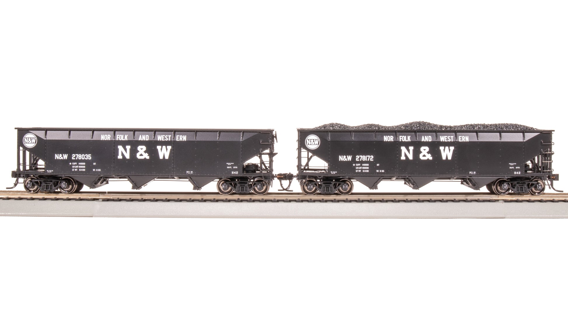 Broadway Limited 8115 HO Norfolk & Western AAR 70-Ton 3-Bay Hopper (Pack of 4)