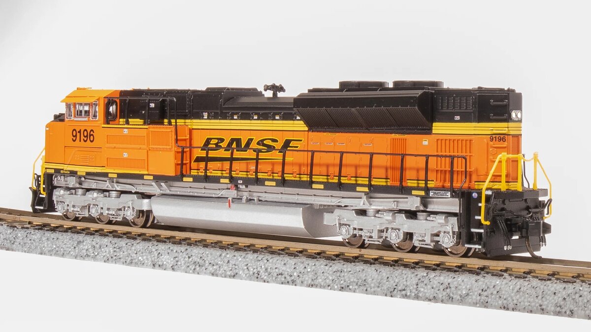 Broadway Limited 8413 N BNSF EMD SD70ACe Diesel Locomotive Sound/DC/DCC #9283