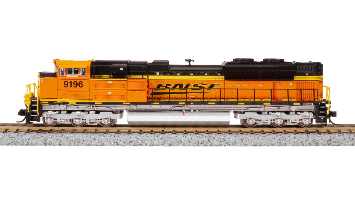Broadway Limited 8413 N BNSF EMD SD70ACe Diesel Locomotive Sound/DC/DCC #9283